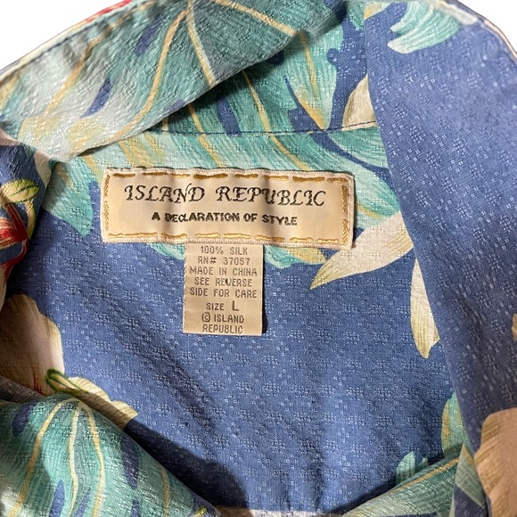 Island republic Hawaiian button up silk shirt size large awesome pattern & color - Picture 7 of 10